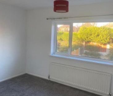 2 bedroom semi-detached house to rent - Photo 4