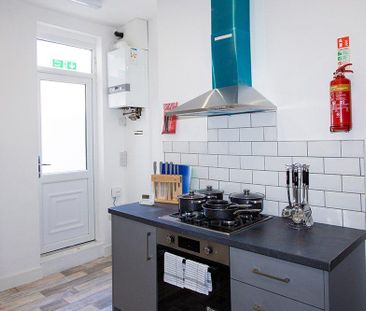 5 bedroom terraced house to rent - Photo 6
