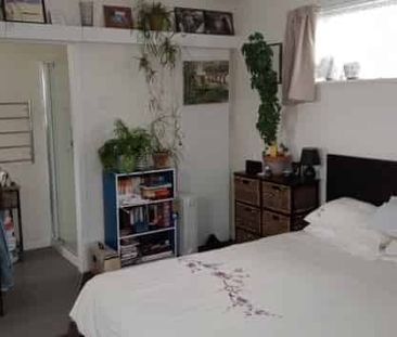 Cozy Bedsit in Waiwhetu - Photo 4