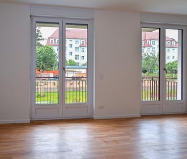 Neubau! Großzügige 2 Raumwohnung mit Balkon! - Photo 2
