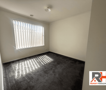 For Lease – Modern 3 Bedroom Home - Photo 4