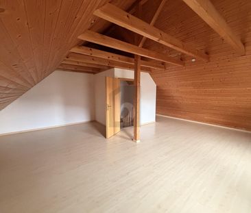 FAMILY-FRIENDLY DOUBLE FAMILY HOUSE - Photo 4