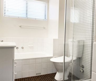 Looking for space and a great location? - Photo 6