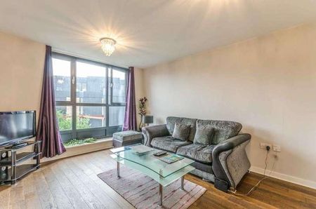 Hallsville Road, Royal Docks, E16 - Photo 3