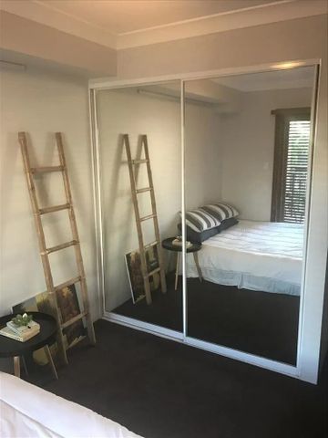 Alexandria - Photo 2