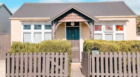 Rimu Floors, Garden Studio , 2bd cottage - Photo 4