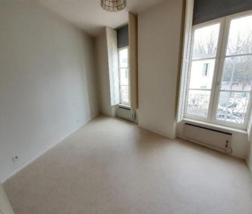 Location Appartement 2 pièces 37m² AGEN 47000 - Photo 3