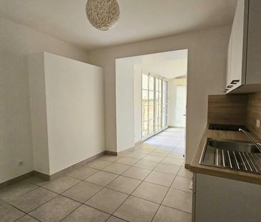 Location Appartement 2 pièces 47m² NARBONNE 11100 - Photo 5