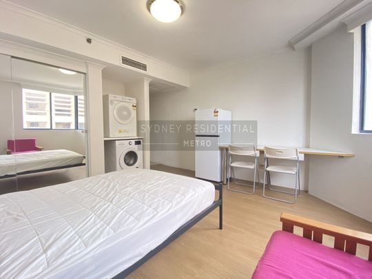 ***Deposit taken***Furnished Studio Apartment - Regis Tower ***Deposit taken*** - Photo 1