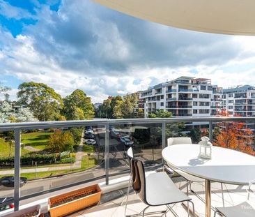High level spacious 1 bedroom with good view - Photo 2