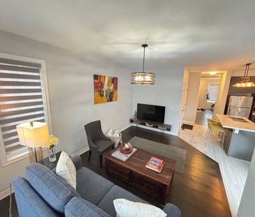 For Lease - 3 Frederick Pearson Street, East Gwillimbury, Ontario - Photo 1