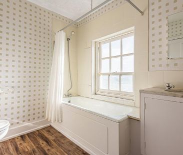 2 bedroom maisonette to rent - Photo 6