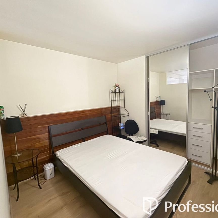 Fully furnished in heart location - Photo 1
