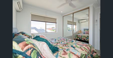 Fully Furnished Beach Side Unit - Photo 4