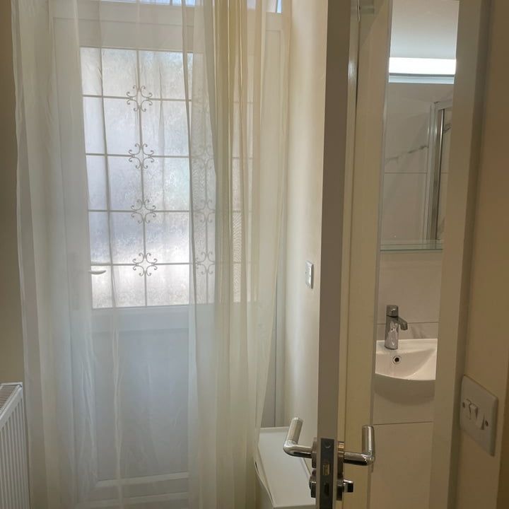 Studio Flat, Manor Drive, HA9 - Photo 1