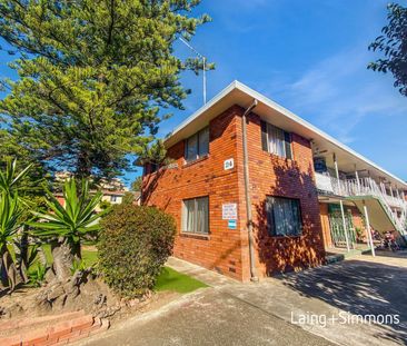 Bright two-bedroom unit walk to Merrylands station - Photo 5