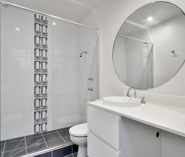 Character-Filled Home in a Peaceful McMahons Point Setting - Photo 4