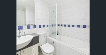 Beachside apartment in convenient location - Photo 4