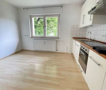 *RICHTIG SCHICK MIT GROßEM SONNEN-BALKON, EBK UND LAMINAT* - Photo 1