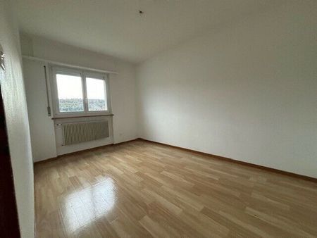 Rue des Mérovingiens 30, Appart. 3 1/2 pièces - Photo 4