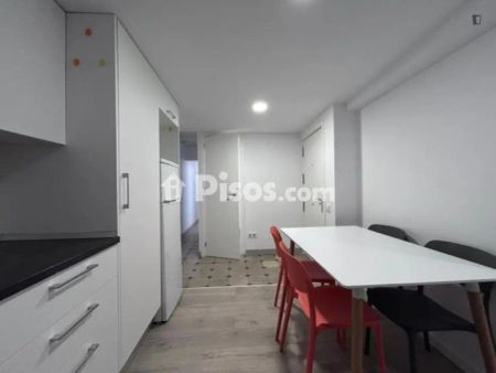 Piso en alquiler en Sant Pere-Santa Caterina-La Ribera - Photo 3