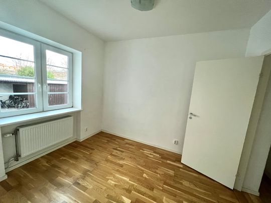 Ödmanssonsgatan, Landskrona - Photo 1