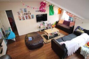 71 Flat 7 Cardigan Road, Leeds, LS6 1EB - Photo 5