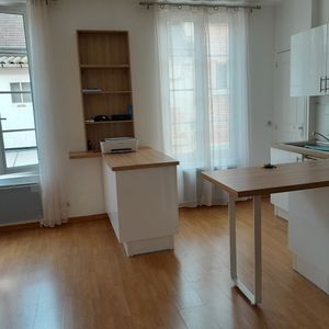 Location Appartement 2 pièces 36m² - Photo 2