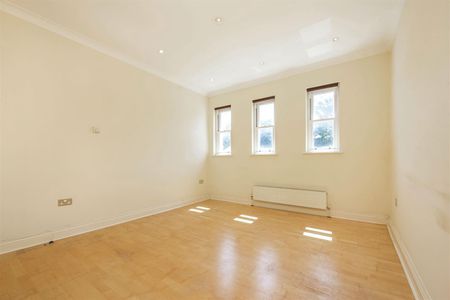 Queens Road, Twickenham - 1 bedroomProperty for lettings - Chasebuchanan - Photo 2