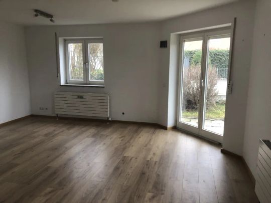 RG - Immobilien "Singletraum" 1 Zimmer Wohnung mit Terrasse und Garten - Photo 1