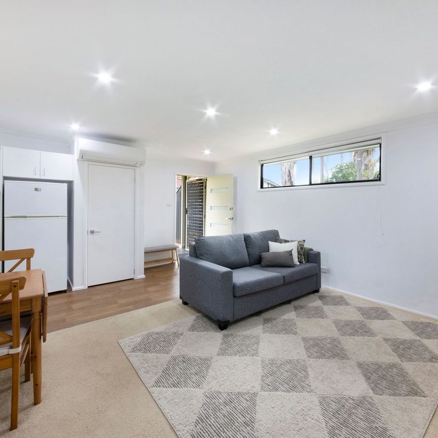 2 Bedroom Granny Flat | Cths Catchment - Rent Includes Water, Gas & Lawns - Photo 1