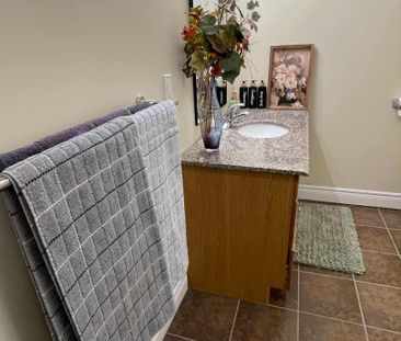 For Lease - 8084 Windsong Drive, Niagara Falls, Ontario - Photo 6