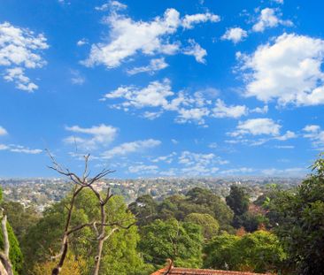 Spacious Sunny Apartment - Photo 4