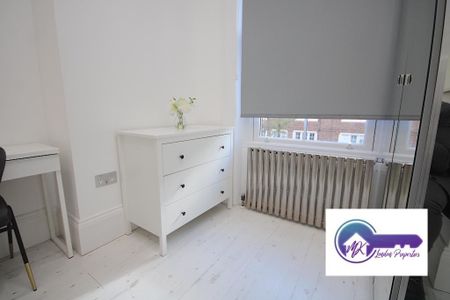 1 Bedroom Room in Flat Share To Rent - Photo 3