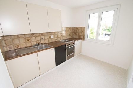 Geräumige und Gemütliche Wohnung in grüner Umgebung - Foto 3