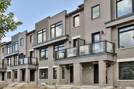 For Lease - 83 Sorbara Way, Whitby, Ontario - Photo 4