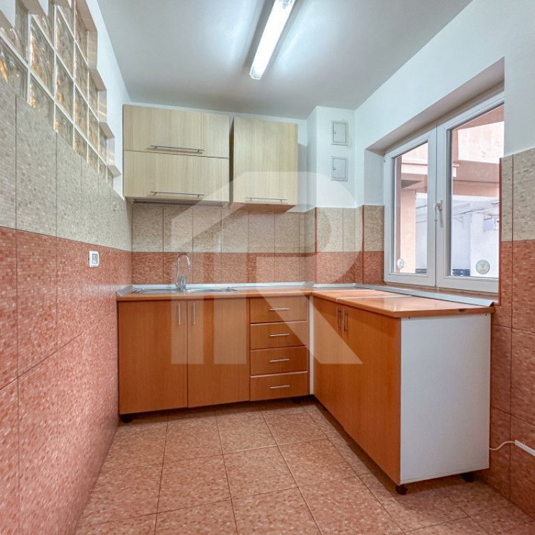 Comision 0, Obor - duplex, curte proprie - spatiu firmă/loc - Fotografie 1