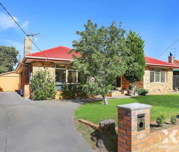 Beautiful 4 Bedroom House In Moorabin - Photo 5