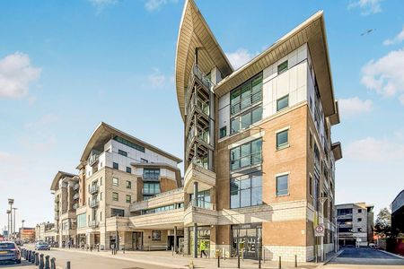 2 bedroom apartment to rent Dolphin Quays, The Quay, Poole, BH15 - Photo 3