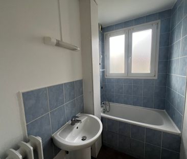 Location - Appartement T4 - 65 m² - Pont-de-Roide-Vermondans - Photo 4