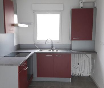 location Appartement T4 DE 82.8m² À CEPET - Photo 1