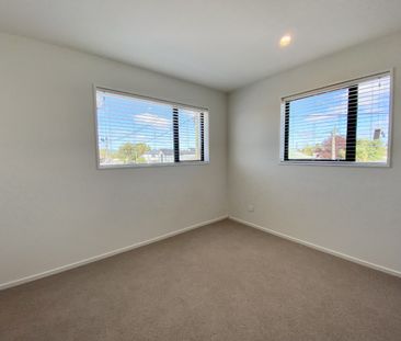 1/30 Hills Road, Edgeware - Photo 4