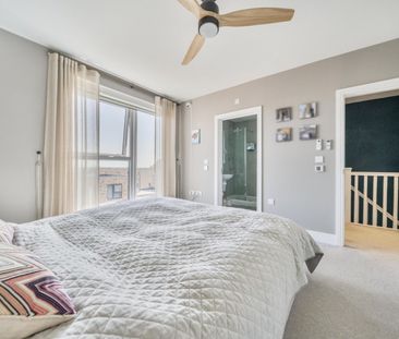 Town House to rent - Adit Road, Erith, DA8 - Photo 2