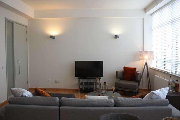 City Road, City, EC1V - Photo 1