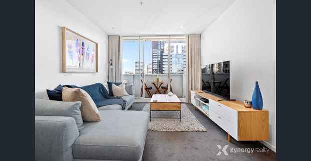 Stylish 1-Bedroom Apartment in Prime South Yarra Location! - Photo 1