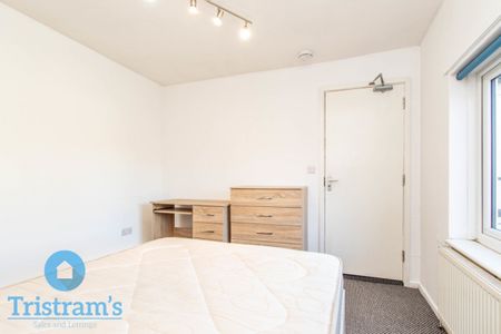 1 bed Shared Flat for Rent - Photo 3