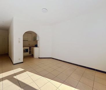 Appartement te huur - Photo 1
