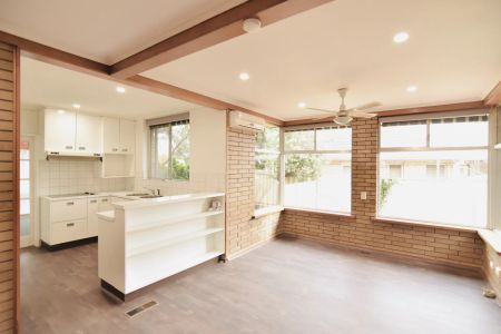 Enough room for the whole family! - Photo 5