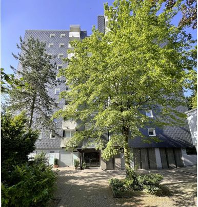 3-Zimmer-Wohnung in freistehendem Mehrfamilienhaus - Photo 1