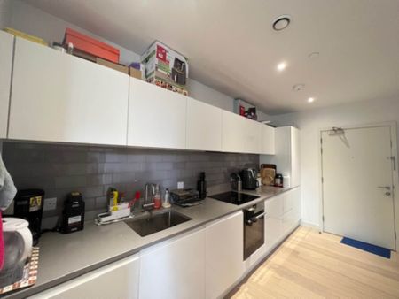 Royal Wharf, Silvertown - Photo 3